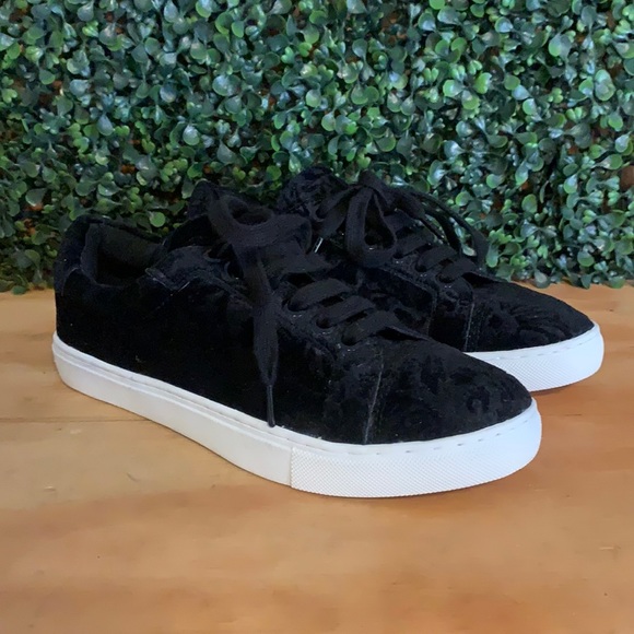 Rebecca Minkoff Shoes - Rebecca Minkoff Velvet Jacquard Sneaker Shoe | Womens Size 7.5 | Black